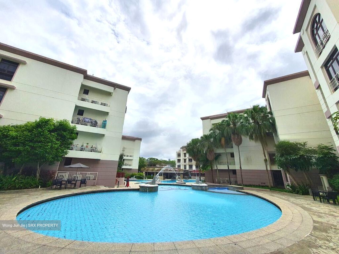 Seletaris (D27), Condominium #478617811
